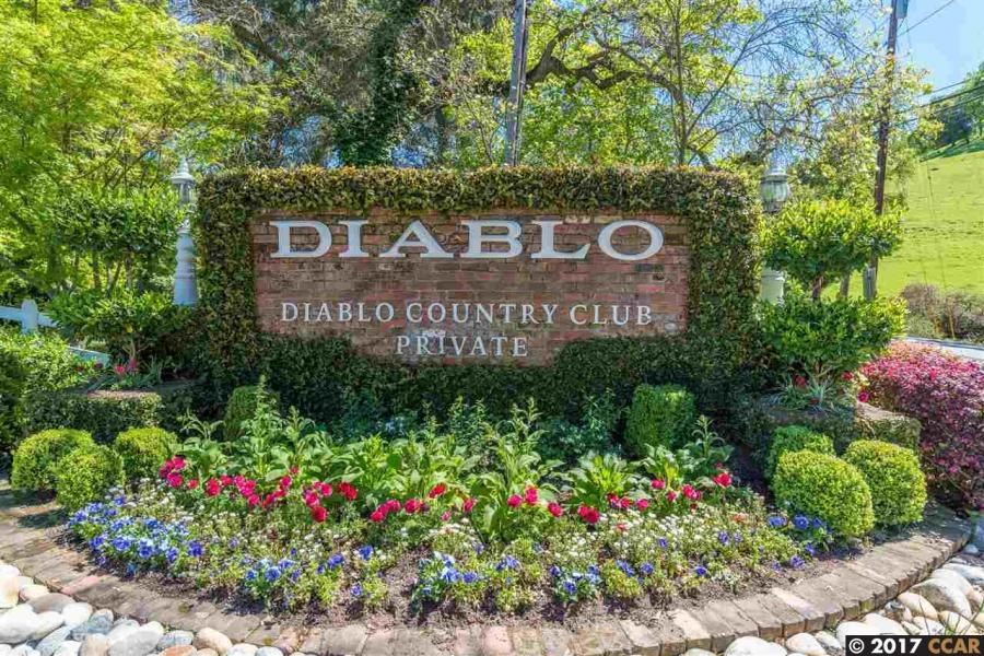 Worst Fake Friend&nbsp;Ever