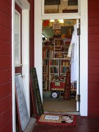 The Woes of Being a&nbsp;Shopkeeper