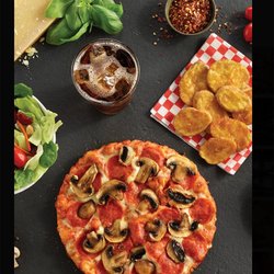 Bringing a Friend on a First&nbsp;Date